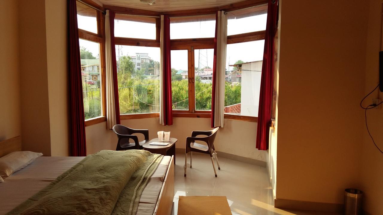 The Tara Villa Shamshi Екстериор снимка